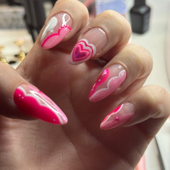 Shipped to your door! - Pineapple.pressons - Picture 2 of 8